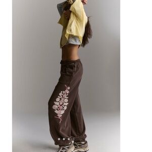 FP Mpovement All Star Graphic Logo Pant